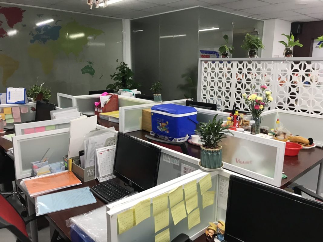 LUCKY RAINBOW GROUP | LUCKY RAINBOW OFFICE