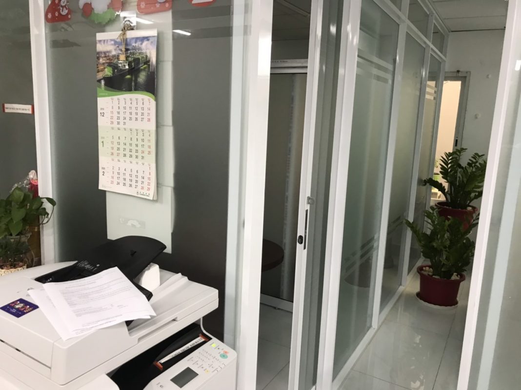 LUCKY RAINBOW GROUP | LUCKY RAINBOW OFFICE